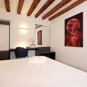 residence-modern-art.hotelslidodijesolo.com/